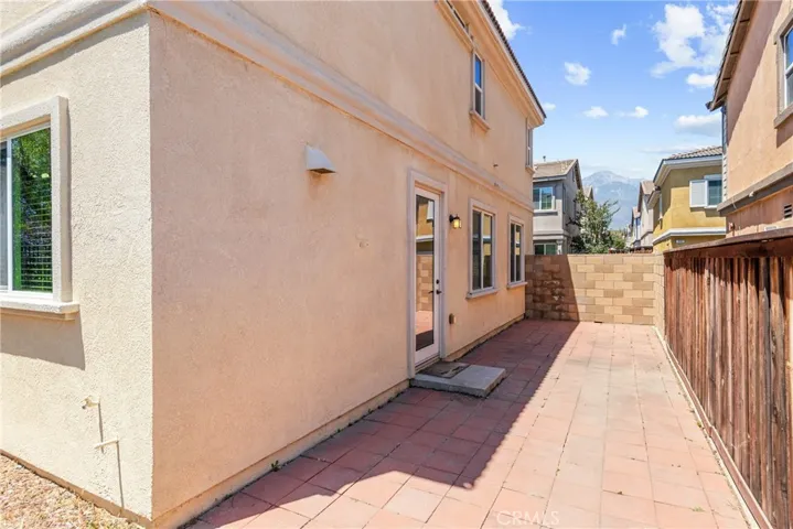 860 Mitchell Way, Upland, California 91784