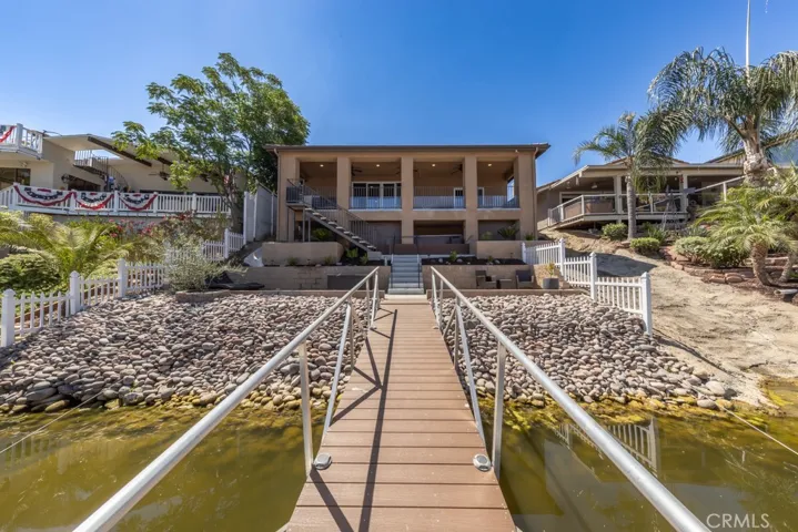 23630 Continental Drive, Canyon Lake, California 92587