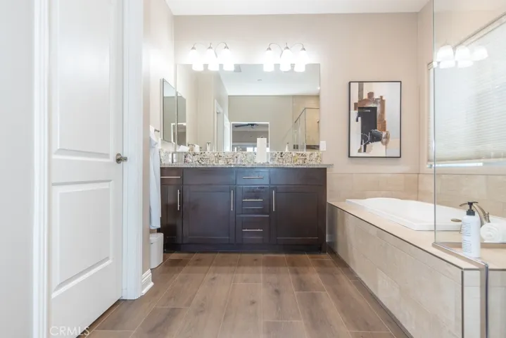 23630 Continental Drive, Canyon Lake, California 92587