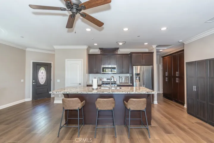 23630 Continental Drive, Canyon Lake, California 92587