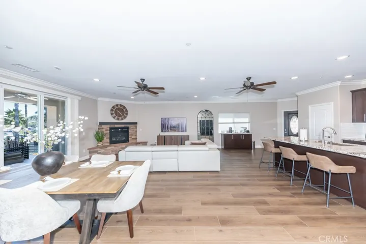23630 Continental Drive, Canyon Lake, California 92587