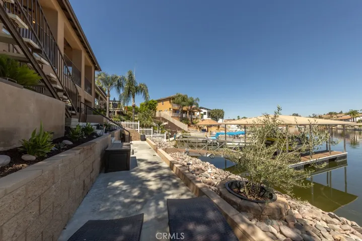 23630 Continental Drive, Canyon Lake, California 92587