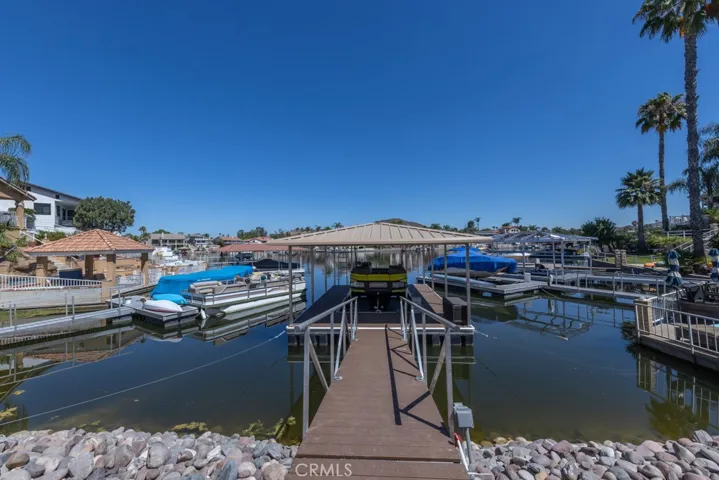 23630 Continental Drive, Canyon Lake, California 92587