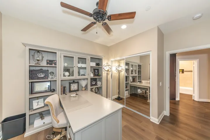 23630 Continental Drive, Canyon Lake, California 92587