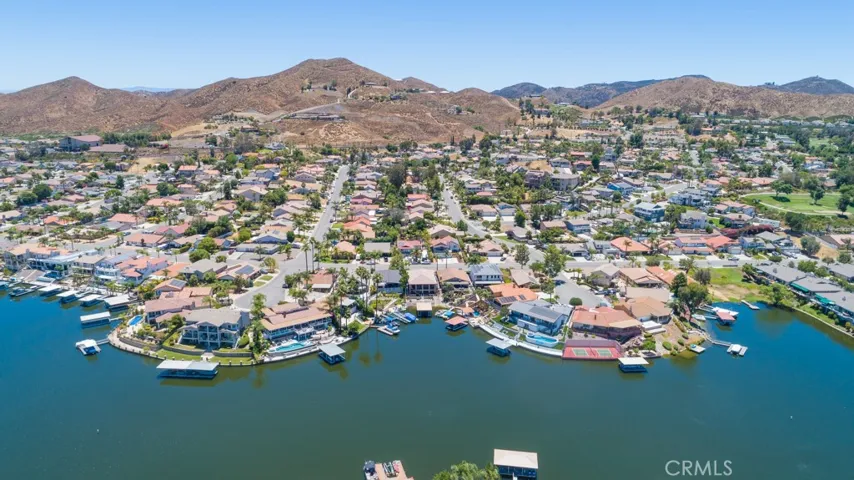23630 Continental Drive, Canyon Lake, California 92587
