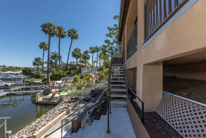 23630 Continental Drive, Canyon Lake, California 92587