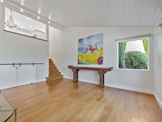 3635 Serra Road, Malibu, California 90265