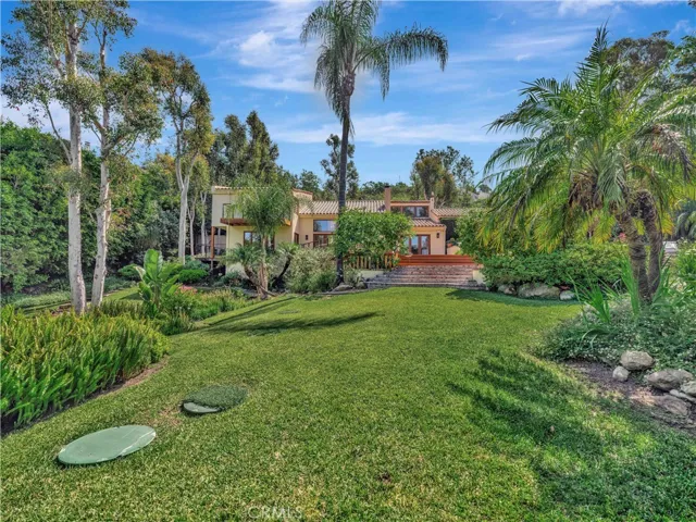 3635 Serra Road, Malibu, California 90265