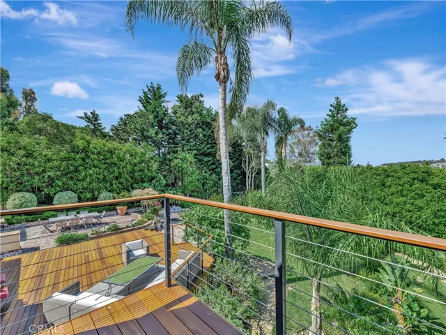 3635 Serra Road, Malibu, California 90265