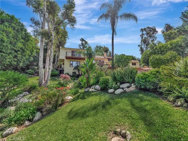 3635 Serra Road, Malibu, California 90265