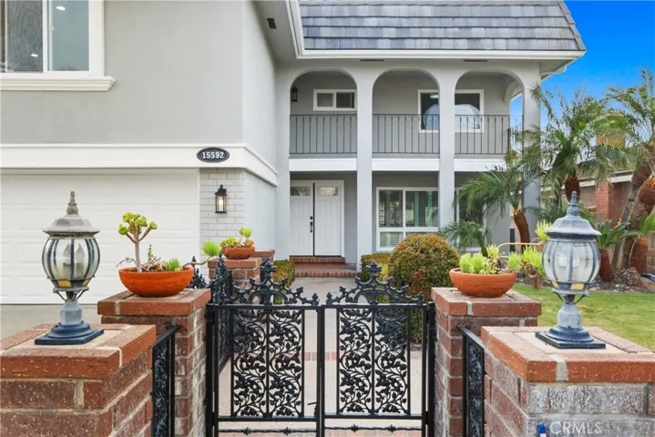 15592 Dawson Lane, Huntington Beach, California 92647