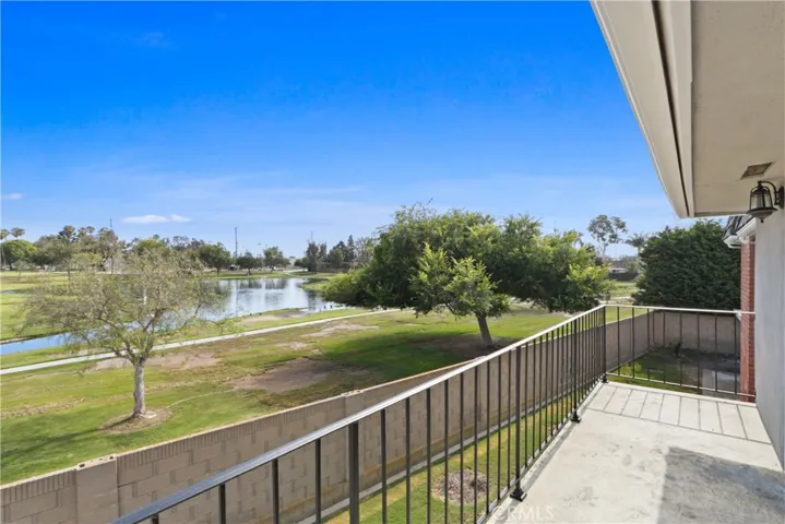 15592 Dawson Lane, Huntington Beach, California 92647