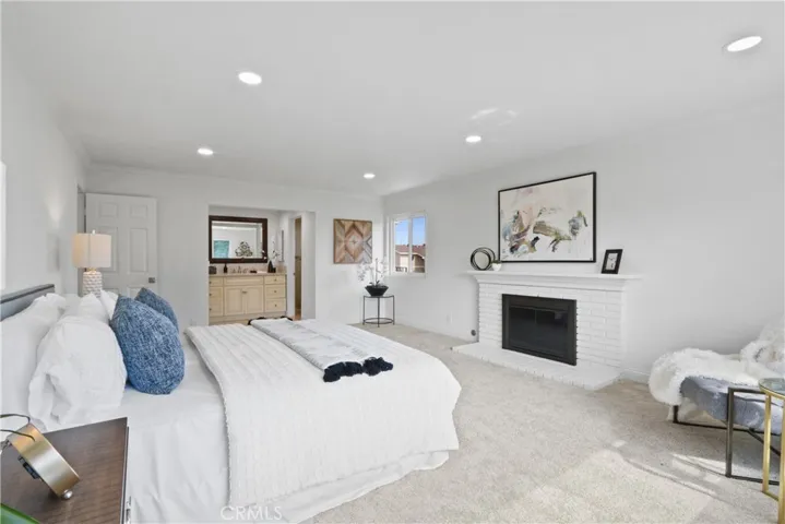15592 Dawson Lane, Huntington Beach, California 92647