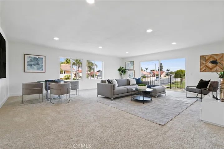 15592 Dawson Lane, Huntington Beach, California 92647