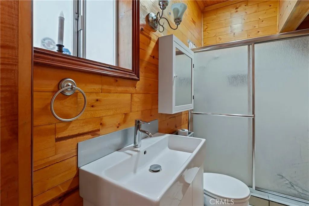 25626 Mid Lane, Twin Peaks, California 92391 home-pic-23