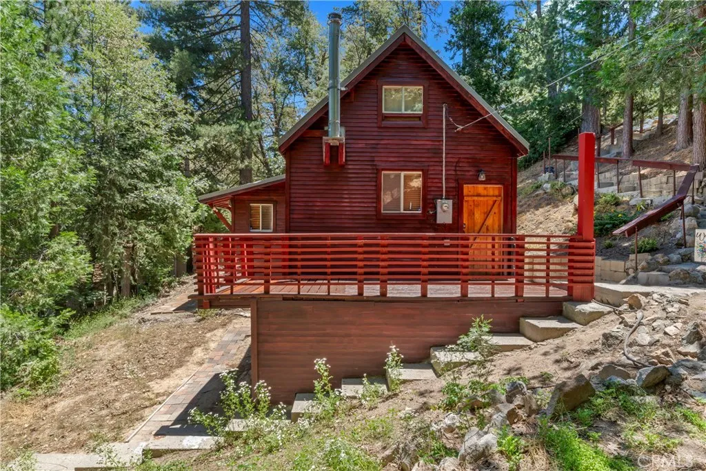 25626 Mid Lane, Twin Peaks, California 92391 home-pic-33