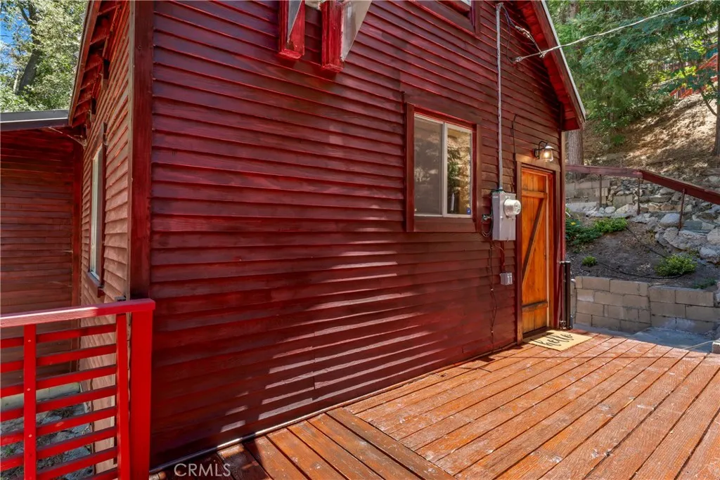 25626 Mid Lane, Twin Peaks, California 92391 home-pic-35