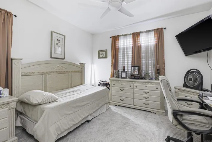 9084 W Bluff Place, Santee, California 92071