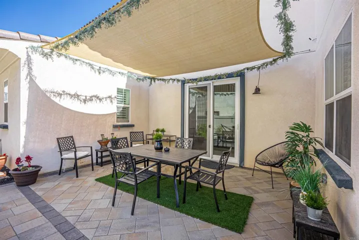 9084 W Bluff Place, Santee, California 92071