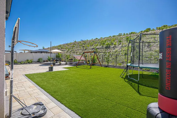 9084 W Bluff Place, Santee, California 92071