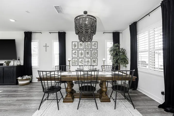 9084 W Bluff Place, Santee, California 92071