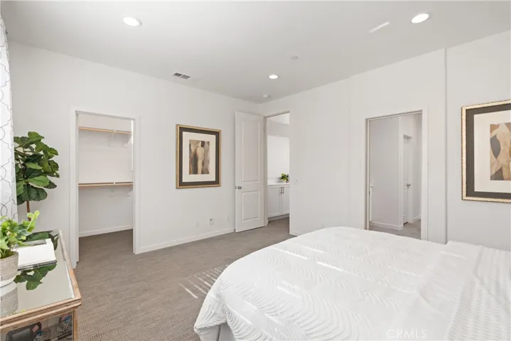 Primary Ensuite Bedroom with Walk-In Closet