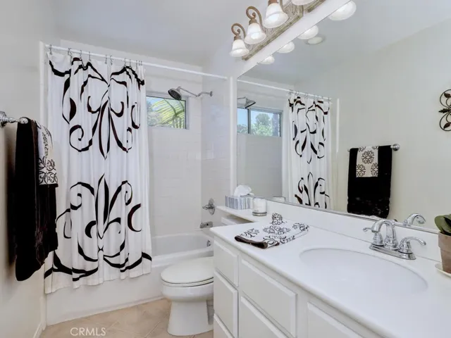 4 Wrangler Court, Trabuco Canyon, California 92679