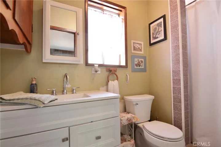 1017 N San Gabriel Avenue, Azusa, California 91702