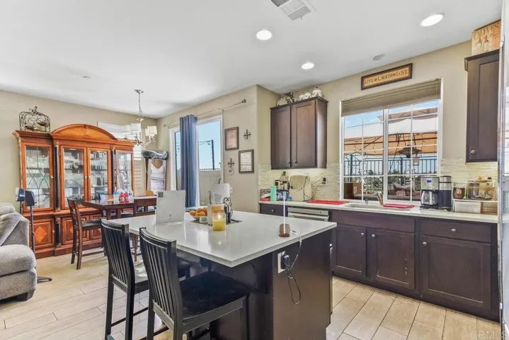 1279 Cathedral Oaks Rd, Chula Vista, California 91913