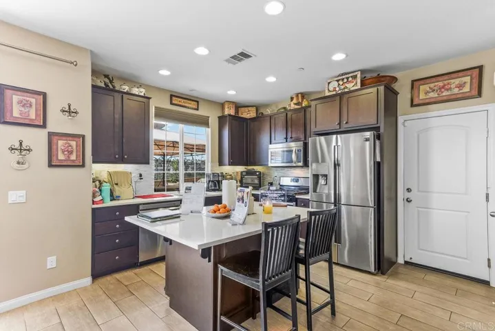 1279 Cathedral Oaks Rd, Chula Vista, California 91913