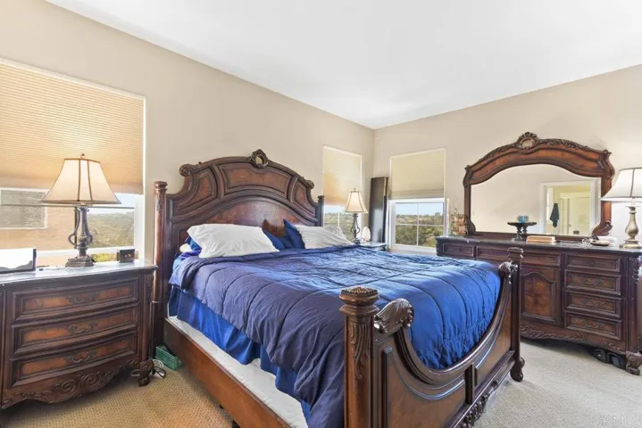 1279 Cathedral Oaks Rd, Chula Vista, California 91913