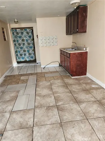 346 E 122nd Street, Los Angeles, California 90061