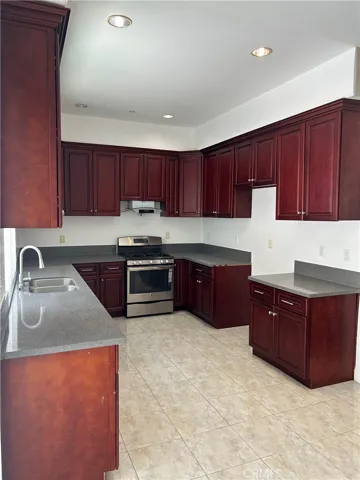 706 W Duarte Road D, Monrovia, California 91016