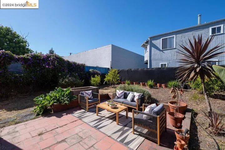 1218 28th St, Oakland, California 94608