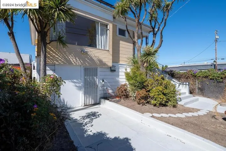 1218 28th St, Oakland, California 94608