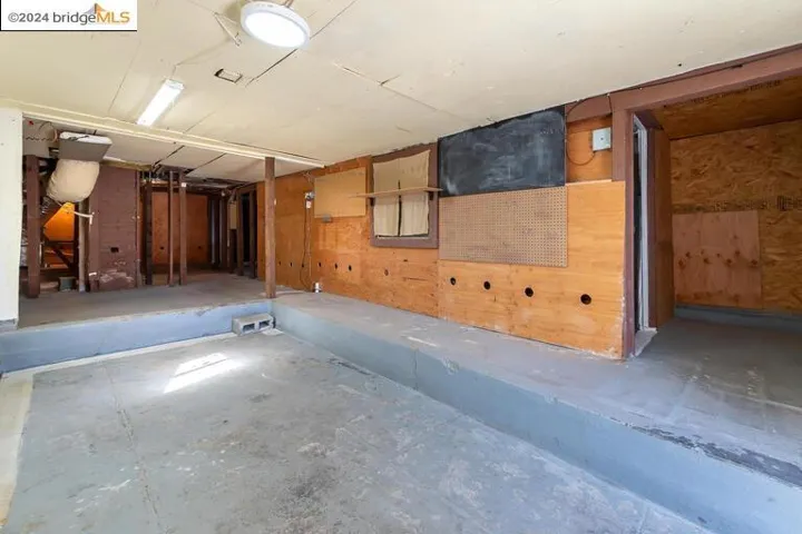 1218 28th St, Oakland, California 94608
