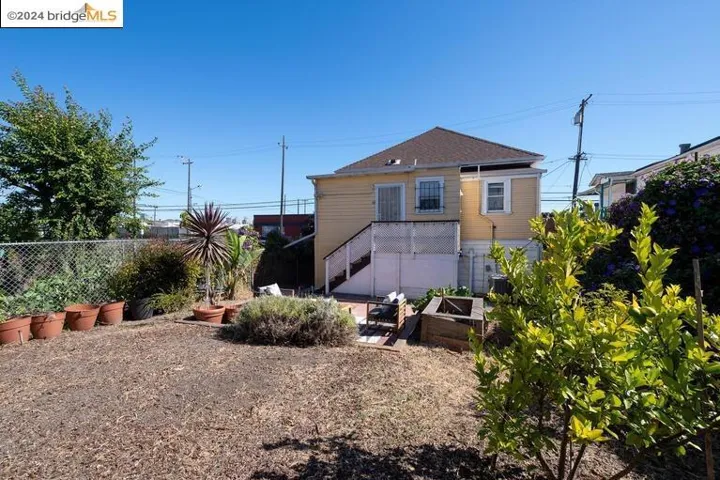 1218 28th St, Oakland, California 94608