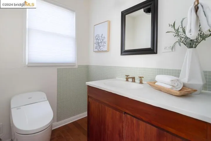 1218 28th St, Oakland, California 94608