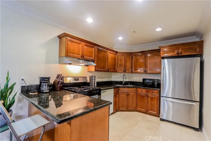 3855 Ingraham Street 302, Los Angeles, California 90005