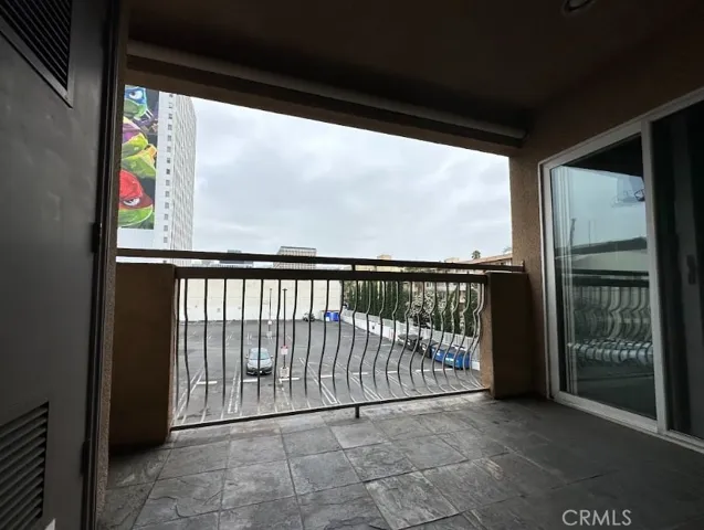3855 Ingraham Street 302, Los Angeles, California 90005