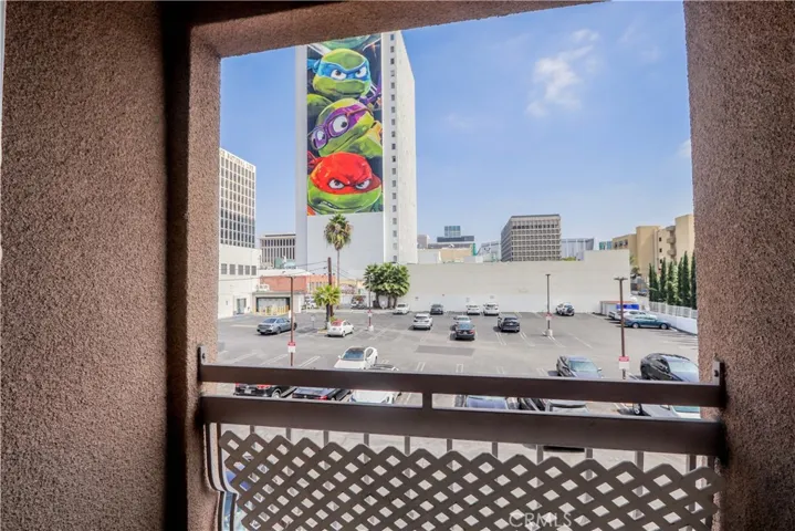 3855 Ingraham Street 302, Los Angeles, California 90005