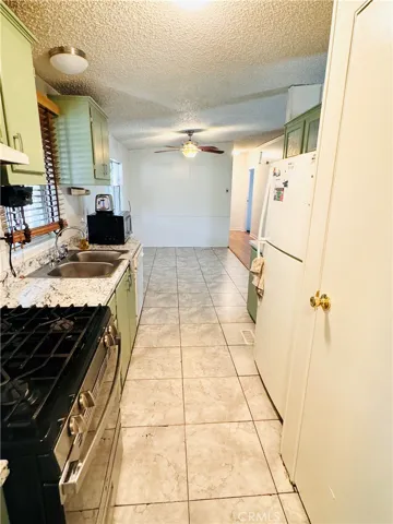 8191 Calabash Avenue 39, Fontana, California 92335