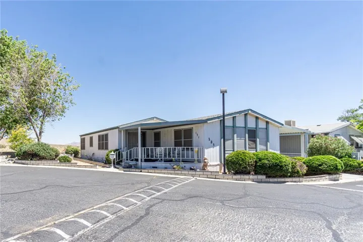 20843 Waalew Road 131, Apple Valley, California 92308