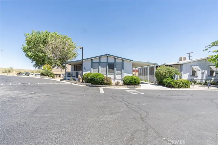 20843 Waalew Road 131, Apple Valley, California 92308