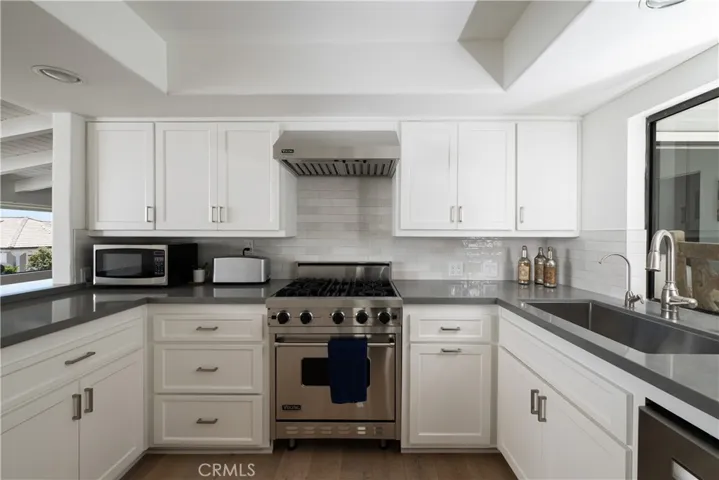 2664 Victoria Drive, Laguna Beach, California 92651
