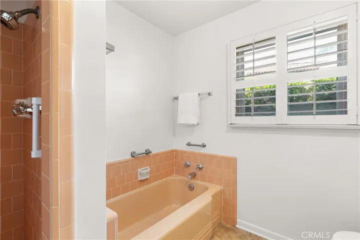A soaking tub is ideal for post beach relaxation