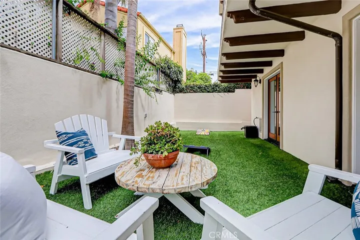 502 N Juanita Avenue B, Redondo Beach, California 90277