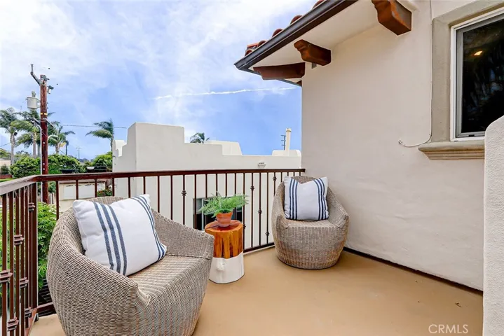 502 N Juanita Avenue B, Redondo Beach, California 90277