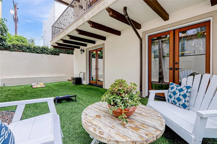 502 N Juanita Avenue B, Redondo Beach, California 90277