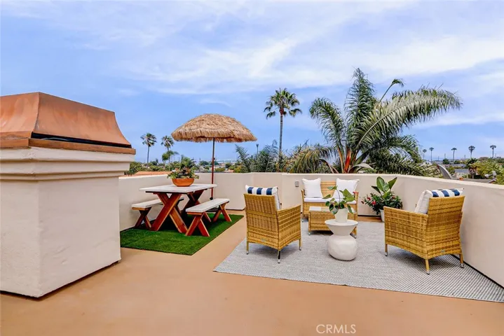 502 N Juanita Avenue B, Redondo Beach, California 90277